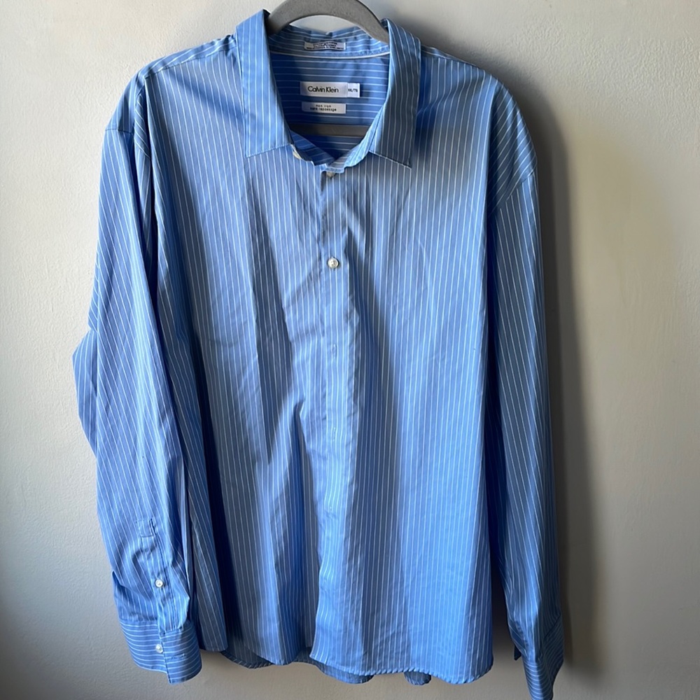Calvin Klein Mens button down shirt